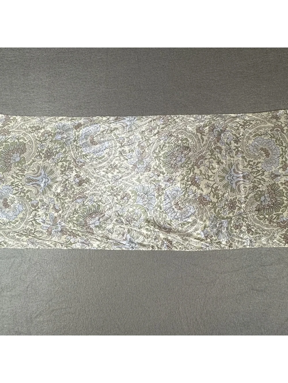 Vintage Lightweight Floral Patterned Scarf in Cream and Pastel Colors